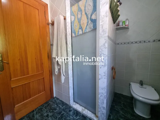 Chalet a la venta en Ontinyent. — 12