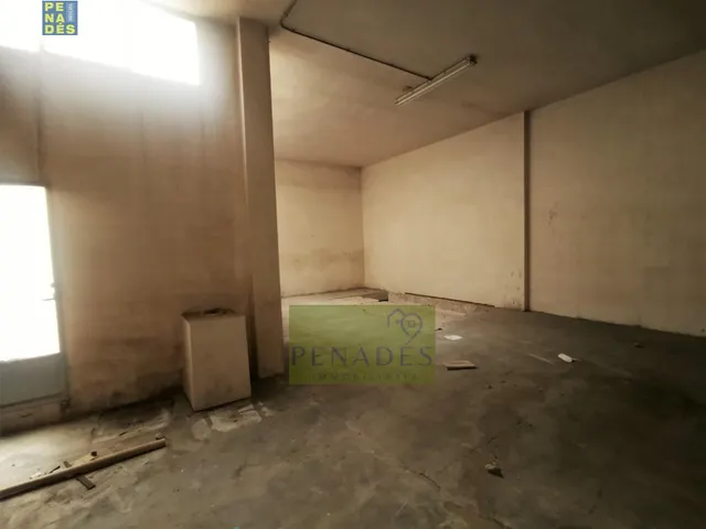 LOCAL COMERCIAL EN ESTADO DIAFANO — 4