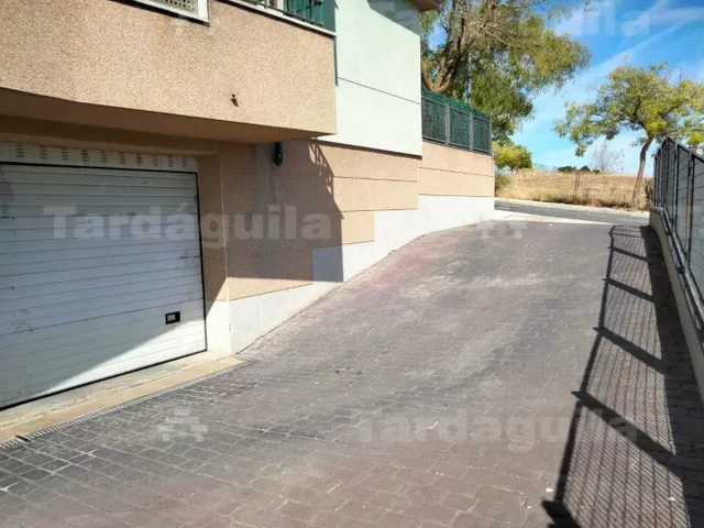 PLAZAS DE GARAJE EN PLANTA CALLE EN HUERTA OTEA — 10