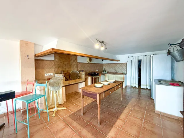 ESPECTACULAR CASA EN SELVA — 34