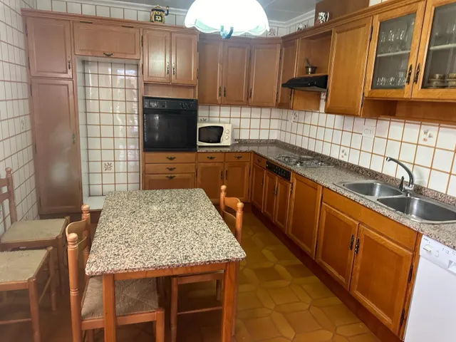 Magnifica casa  con terreno en el casco urbano — 4
