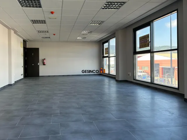 OFICINAS EN ALQUILER EN LA PRINCIPAL ARTERIA EMPRESARIAL DE ONTINYENT — 9