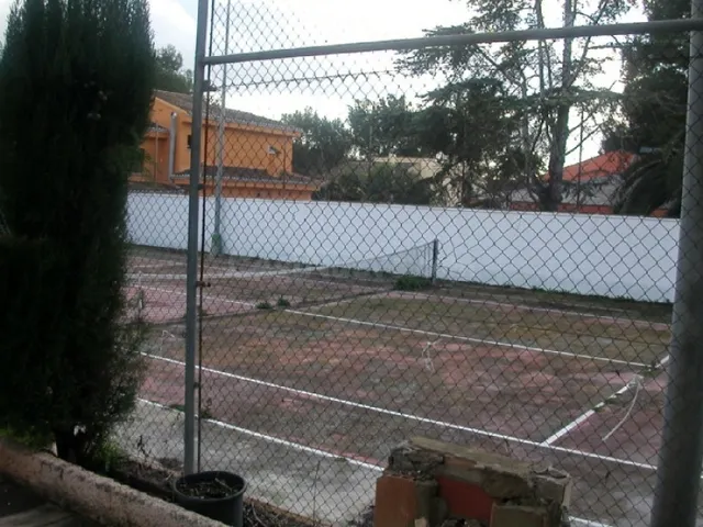 Chalet independiente en La Eliana - foto 4