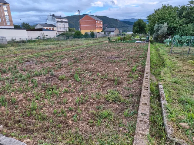 Amplia Casa Solar en Cuatrovientos, Ponferrada - €139.000 — 45
