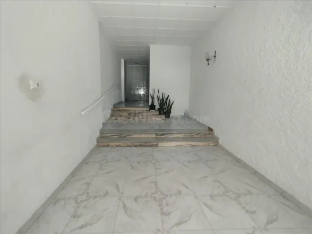 Oportunidad Única en Vistabella: Piso con Gran Potencial por - foto 3