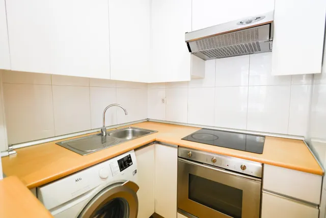 Piso en alquiler en calle de Concepción Jerónima 35, Madrid — 14