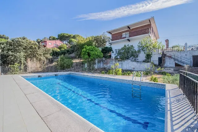 Chalet independiente en venta en Santa Cruz del Retamar, Cal