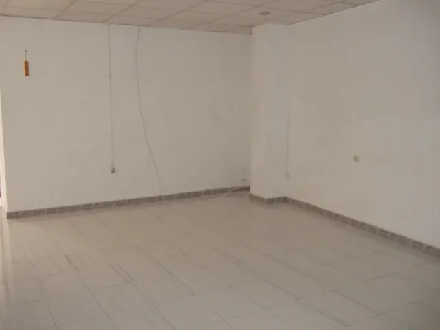 VENTA DE VIVIENDA EN PLANTA BAJA Y PISO — 15