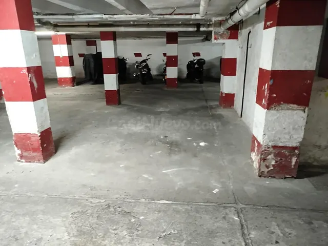 Garaje en Venta en la Avenida de Cádiz, zona Hospital — 3
