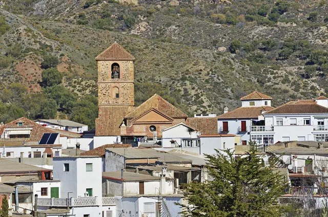 CASA CON VISTAS IMPRESIONANTES EN CADIAR, ALPUJARRA GRANADINA — 2