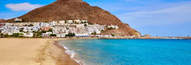 Oportunidad única para promotores: solar para 15 viviendas a 500 metros de la playa de San José — 16