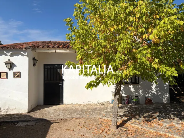 Chalet en venta en Ontinyent, a un paso del casco urbano y con bonitas vistas a la montaña. — 14