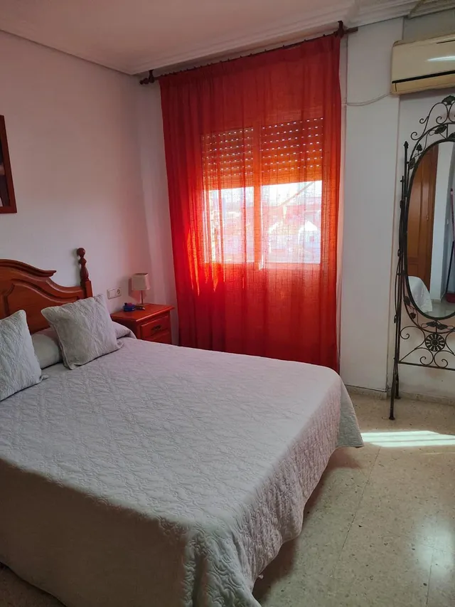 Piso reformado con terraza en villarrubia — 24