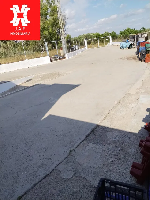 NAVE INDUSTRIAL A LA VENTA EN EL PUIG (CALIDAD-PRECIO)