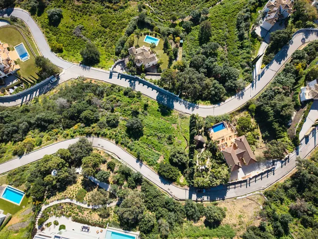 Terreno exclusivo en Benahavís para proyecto residencial úni - foto 5