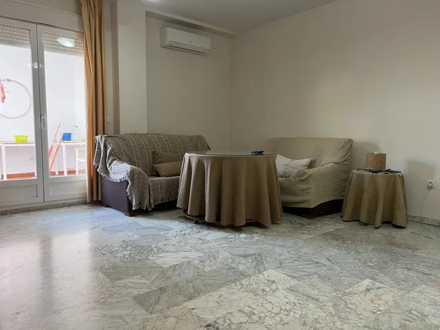 PISO 2 habitaciones CON PATIO EN EL CENTRO — 13