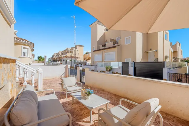 Casa 3 habitaciones en venta - Pueblo — 26