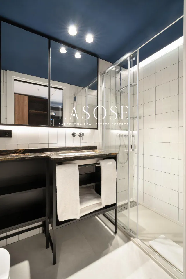 Precioso studio en un lujoso coliving a pocos metros de la playa de Bogatell — 9