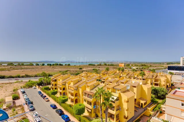Apartamento de 1 dormitorio con parking comunitario a 240m de la Playa de La Mata — 35