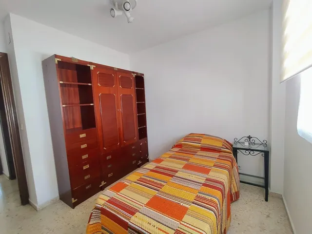 SE ALQUILA ADOSADO EN FUENGIROLA — 14