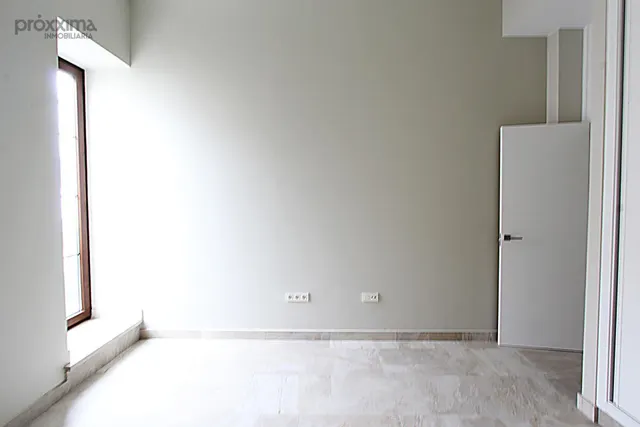 Espléndido Piso Seminuevo en Altozano - Pagés del Corro por €1500 — 12