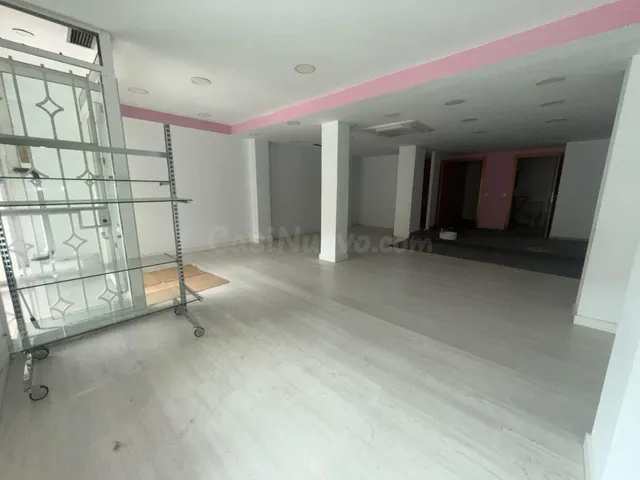 Local comercial 76m² en venta - Andalucia - foto 5