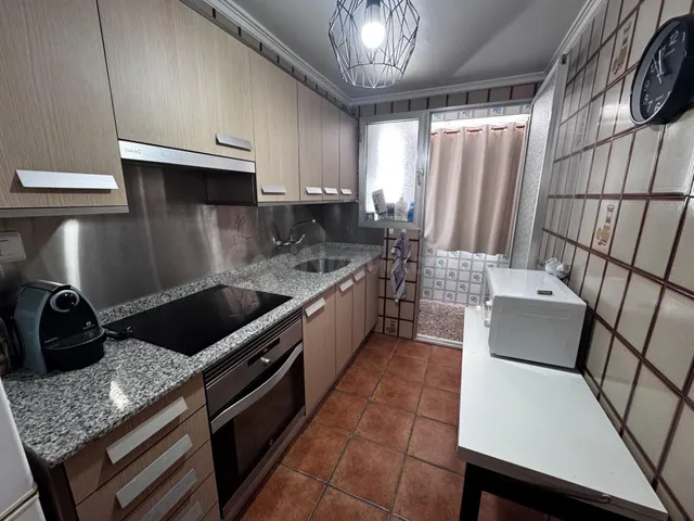 APARTAMENTO EN EL CENTRO DE LA PLAYA CON REFORMA - foto 2