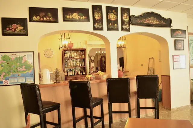 Hostal 22 habitaciones 1268m² en venta - San Enrique-Guadiaro-Pueblo Nuevo — 15
