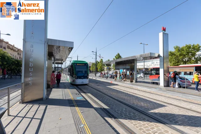 Piso amplio y luminoso cerca de Estación de Autobuses — 30