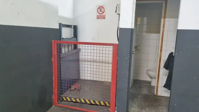 CÉNTRICO próximo a GRAN VIA/SAGASTA, LOCAL COMERCIAL de 235 m2. — 10