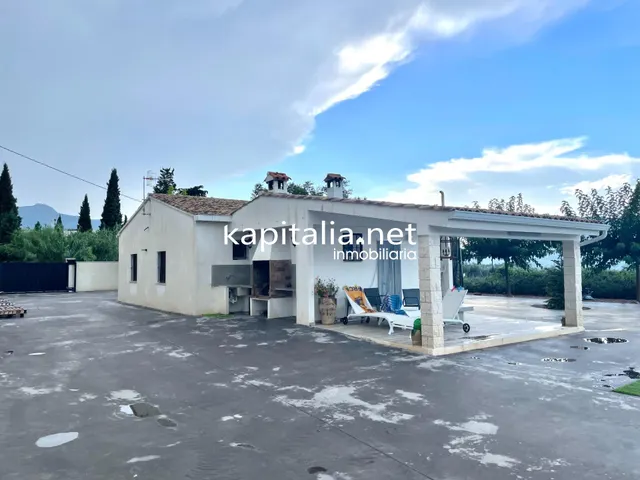 Chalet a la venta en Benimarfull — 6