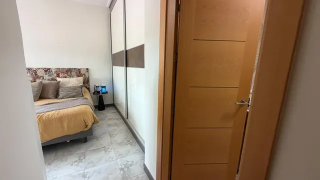 VILLA DE 4 DORMITORIOS Y 3 BAÑOS. PARCELA DE 1.850 M2. CON PISCINA CLIMATIZADA Y CASA DE INVITADOS INDEPENDIENTE EN CATRAL. — 45