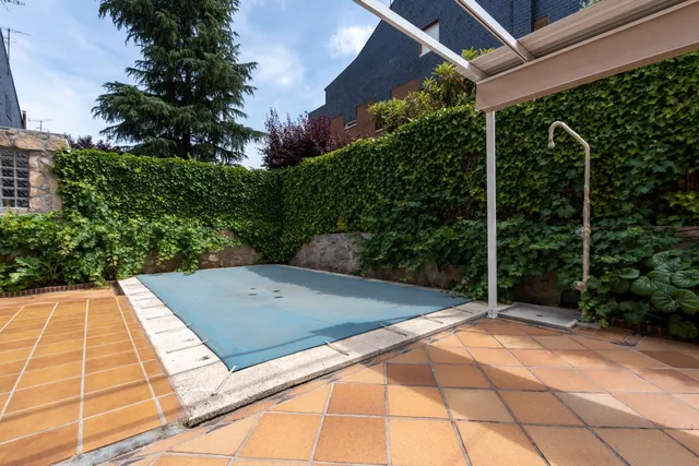 Excepcional chalet pareado cerca a Avenida Europa en Pozuelo de Alarcón — 19