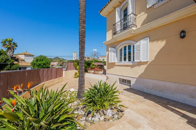 Chalet 8 habitaciones 685m² en venta - El Cortijuelo — 46