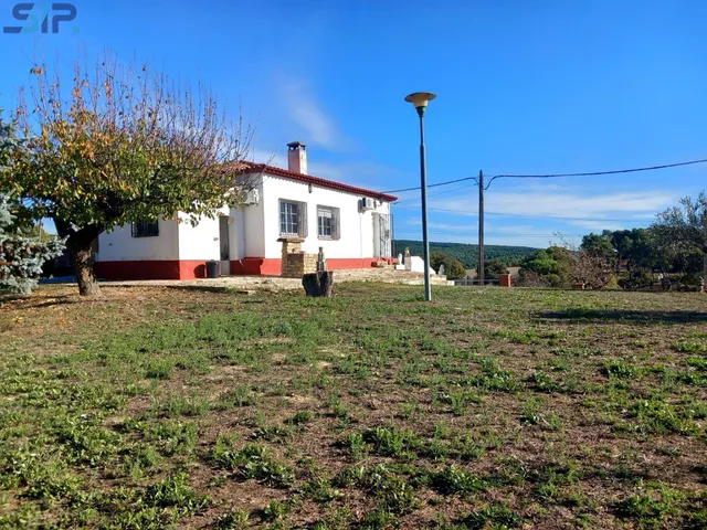 Casa 4 vientos en parcela llana de 3.533m2 — 30