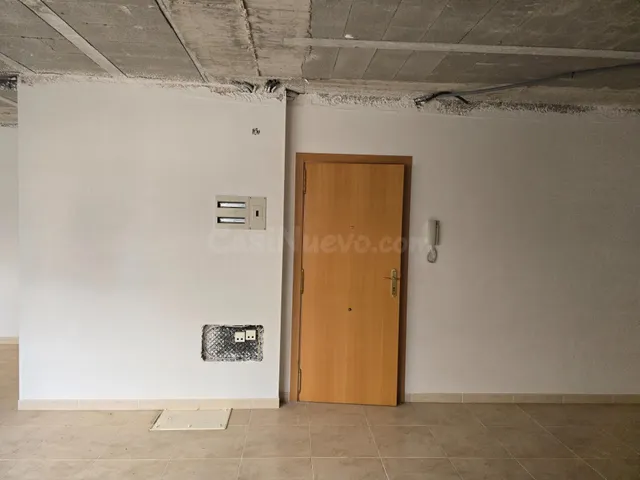 ENTRESUELO COMERCIAL CÉNTRICO — 4