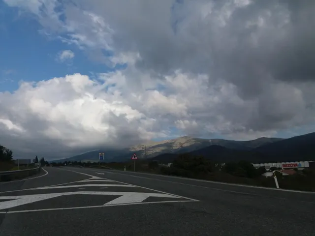 VENTA.-.PARCELA URBANA.-.ORTIGOSA DEL MONTE — 30