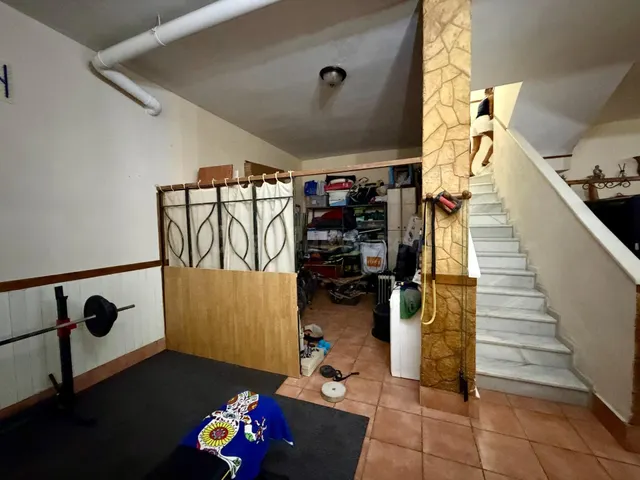 Chalet pareado tipo tríplex de 266 m2 con 4 dormitorios, terrazas, garaje y bodega en Aguadulce Sur — 47