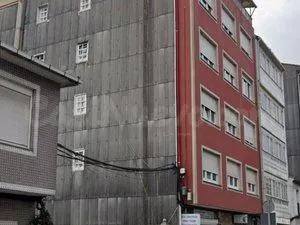 Edificio de 9 viviendas y 2 locales en Ordes, A Coruña - foto 2