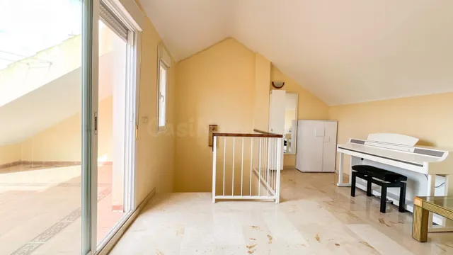Casa adosada de 4 dormitorios en El Rosario, Marbella — 37
