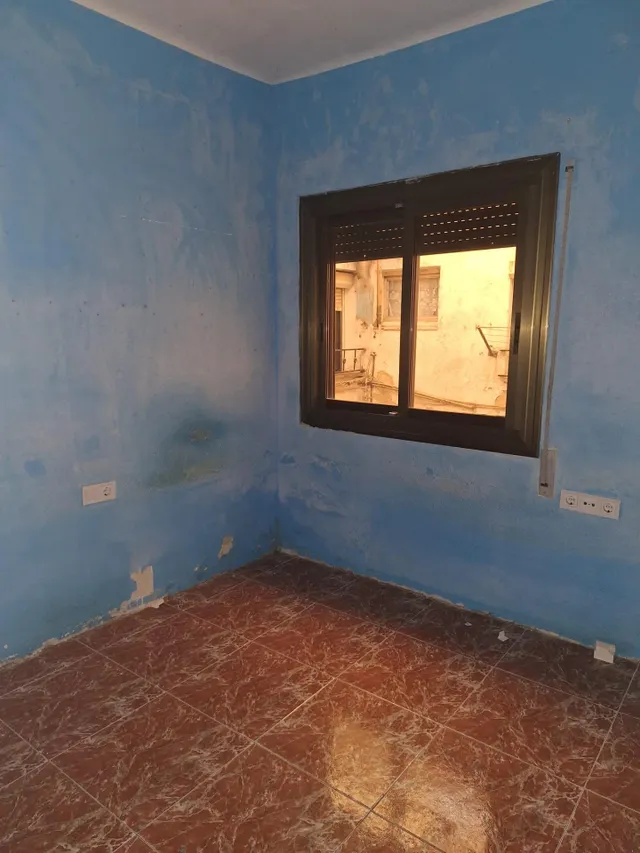 Amplio piso en Concordia a reformar — 8