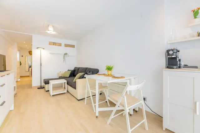 Apartamento reformado de un dormitorio en primera línea de playa en El Perellonet — 19