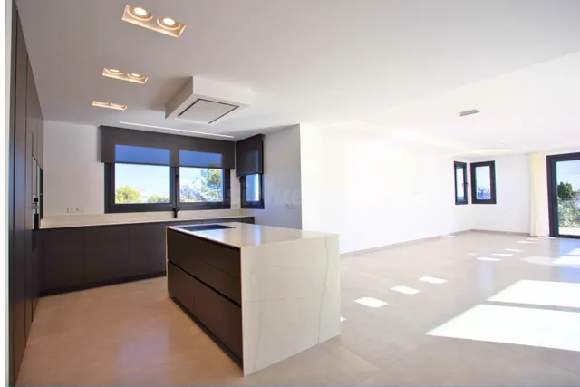 Villa 3 habitaciones 235m² en venta - Pla del mar - foto 5