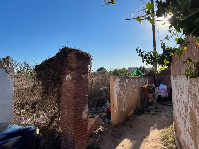 PARCELA MUY INTERESENTE EN CASTELLON PARA FUTURO DESARROLLO  - foto 5