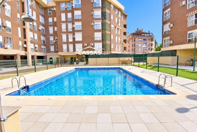 ZONA CARRETERA DE LOECHES -Piso de 2 habitaciones y 2 baños. - foto 2