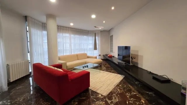 PISO DE LUJO EN ESQUINA TODO EXTERIOR — 4