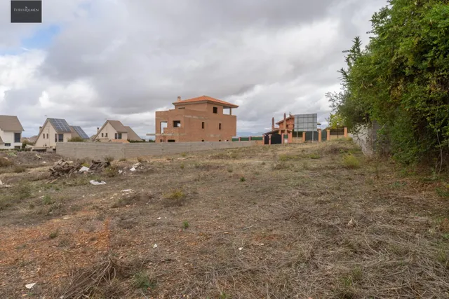 VENTA DE PARCELA EN LA URBANIZACIÓN CAÑADAS DEL PARQUE — 12