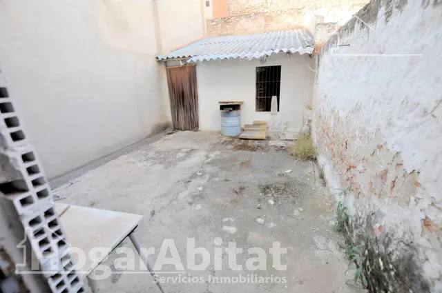 Casa amplia y luminosa con tres terrazas y gran garaje, en el centro — 13