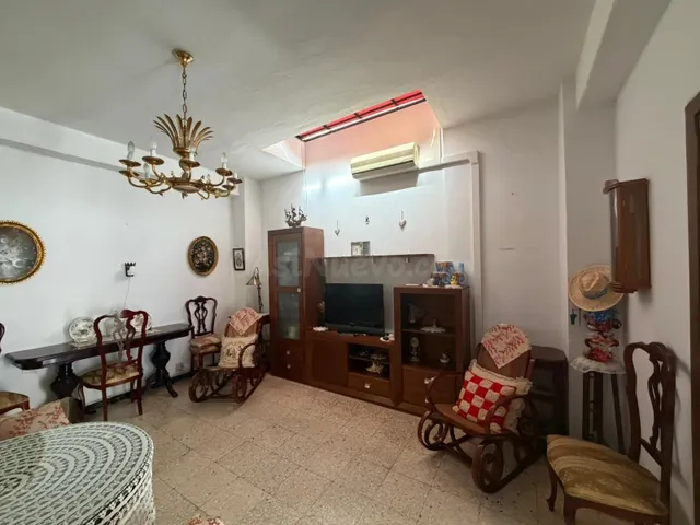 CASA + LOCAL EN VENTA EN CORIA DEL RIO - foto 5