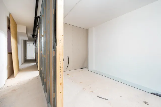 LOCAL DE 284 m2 EN ZONA CASTILLO DE BELLVER — 21